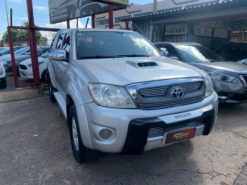 TOYOTA Hilux CD SR 4x2 2.7 16V/2.7 Flex Mec.